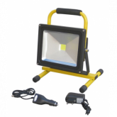 Outillage a main Projecteur Led rechargeable 10 W livré avec chargeur 220 et 12 V Ayerbe