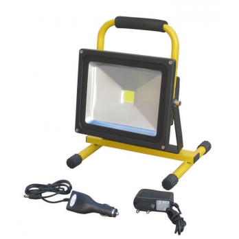 Outillage a main Projecteur Led rechargeable 10 W livr&eacute; avec chargeur 220 et 12 V Ayerbe
